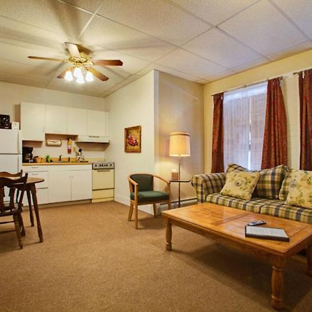 Suites On Main Margaretville Pokoj fotografie
