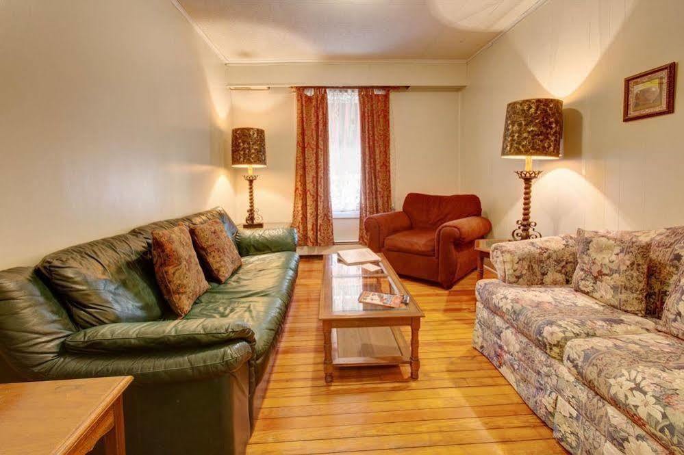 Suites On Main Margaretville Exteriér fotografie