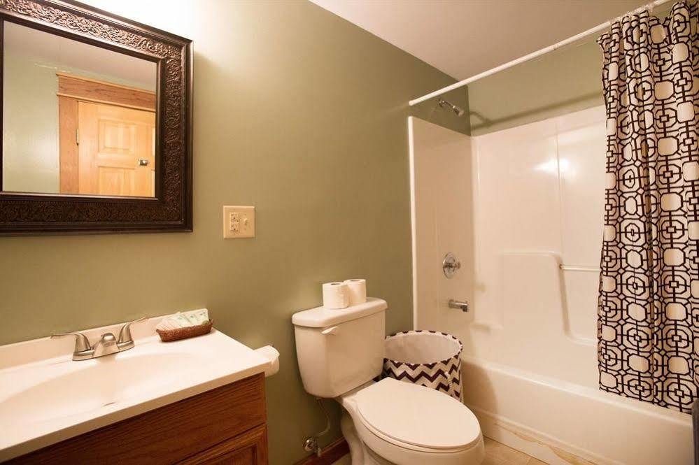 Suites On Main Margaretville Exteriér fotografie